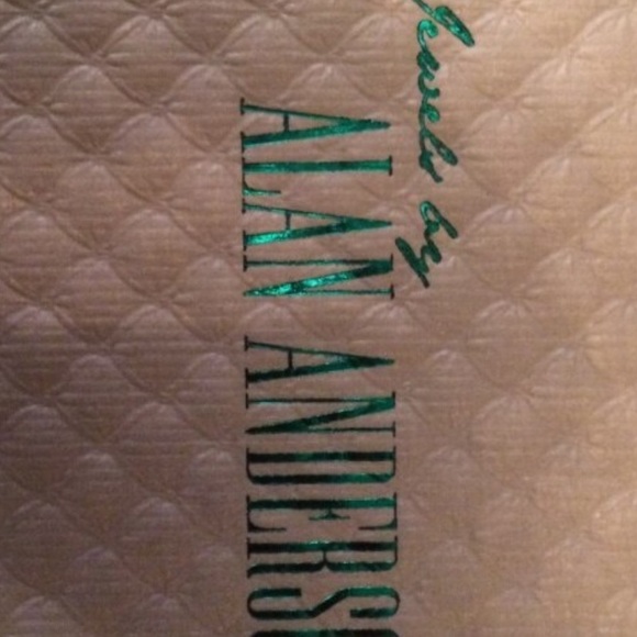 Alan Anderson Vintage Necklace - Picture 2 of 3